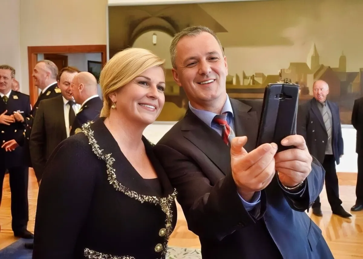 O WhatsApp Image 2025 10 11 at 15 53 41 1200